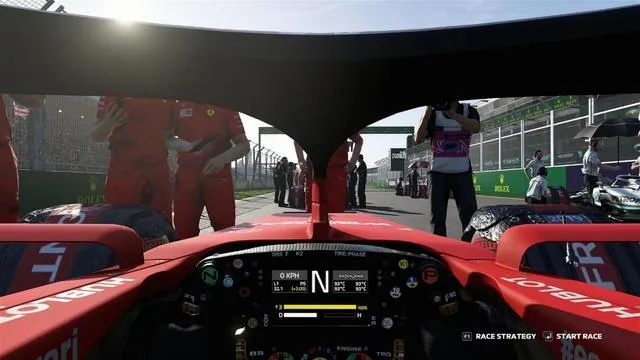 F1赛车入门方法（从零开始学习F1赛车的必备技能）